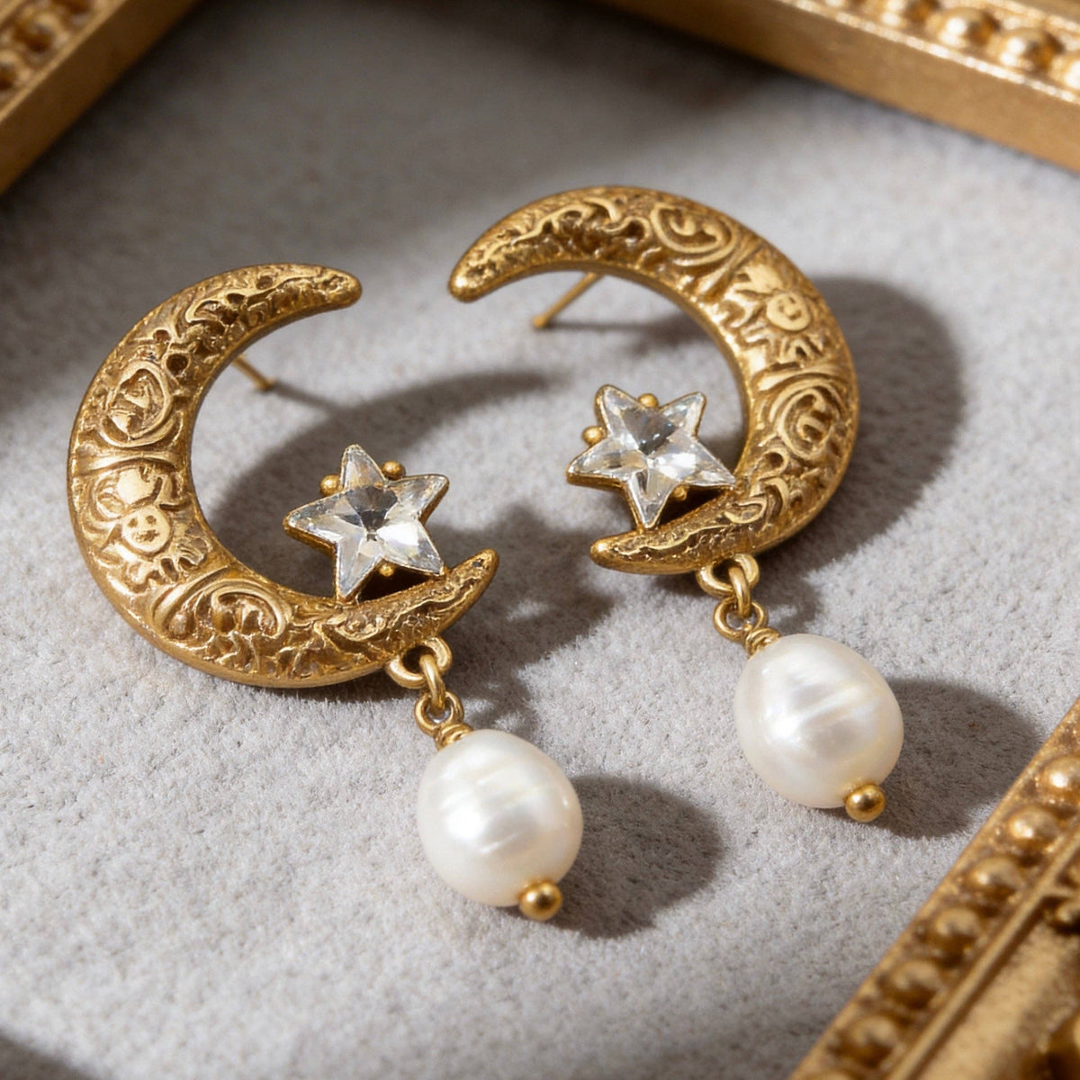AureaJewelry - Vintage Moon Star Pearl Drop Earrings