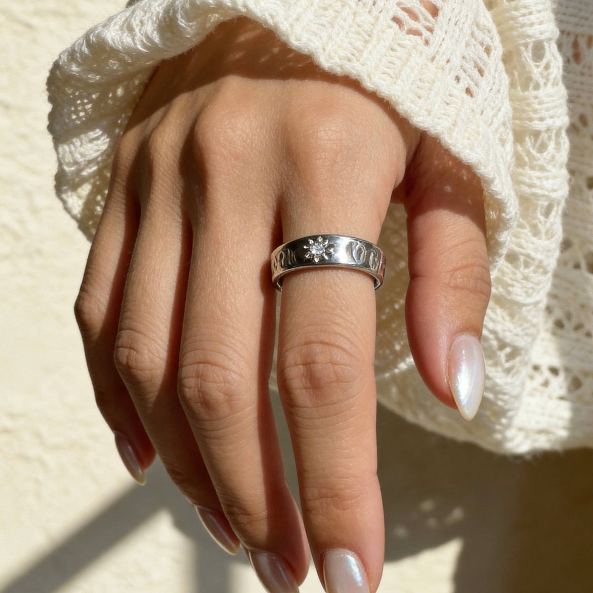 AureaJewelry - Star Engraved Celestial Ring