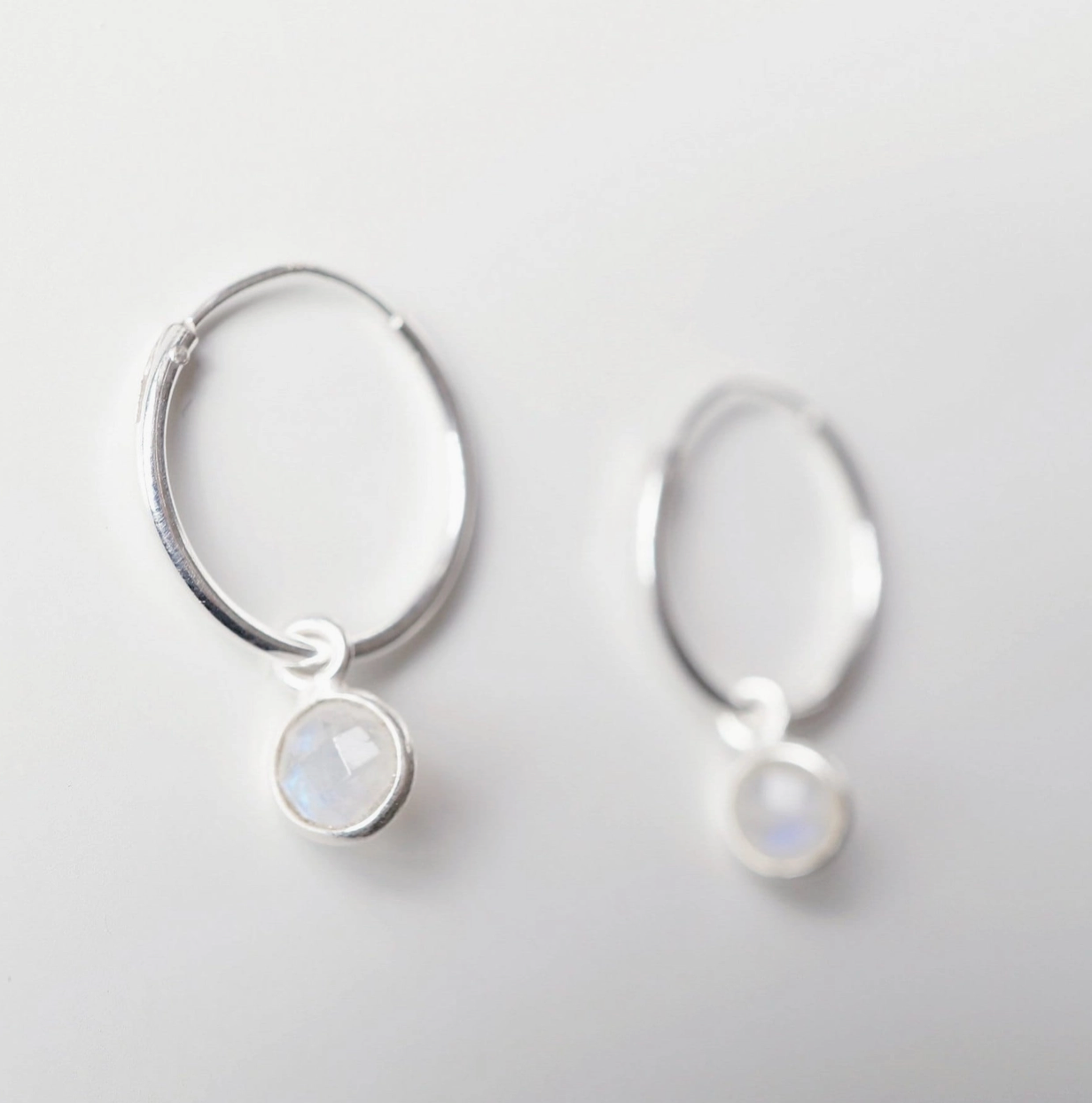 Hunter & Trove - Hoop Earrings