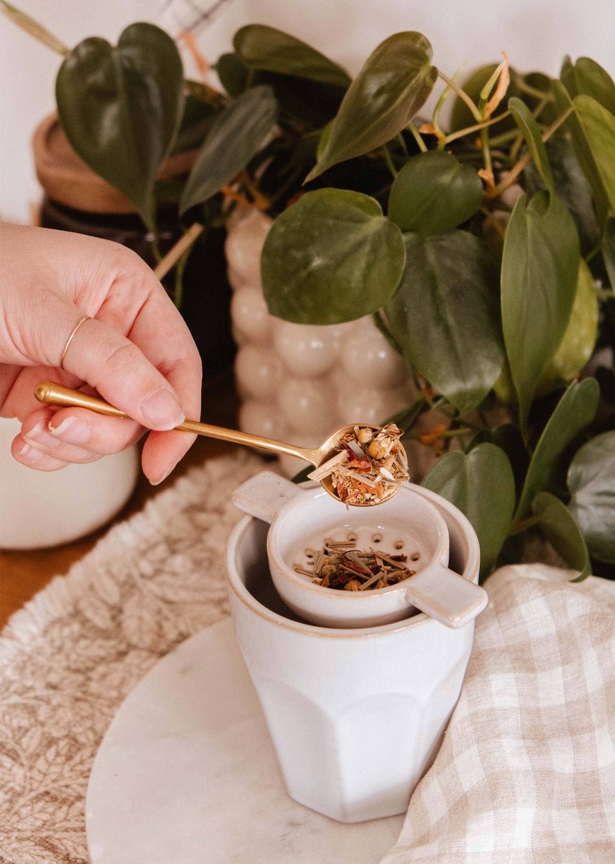 Mimi & August - Delicate Gold Teaspoon