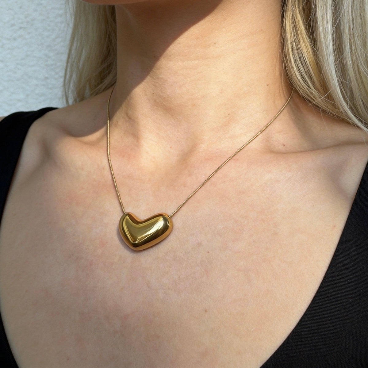 AureaJewelry - Bean Pendant Necklace